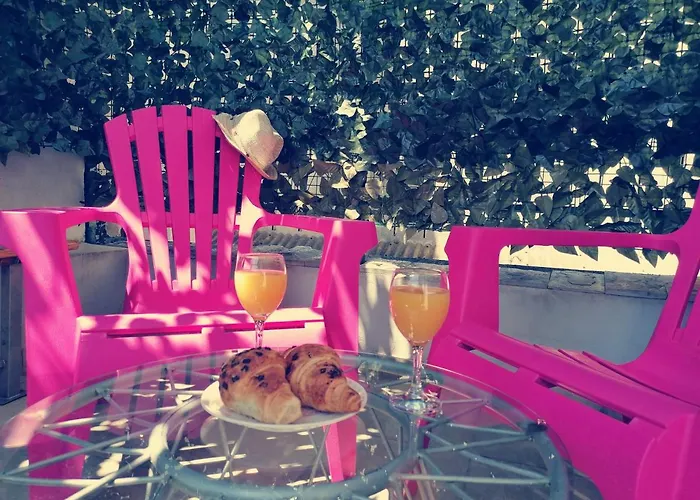 Miki - City Center With Large Balcony *